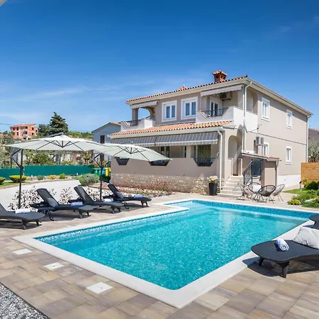 Apartament Stunning In With Wifi *