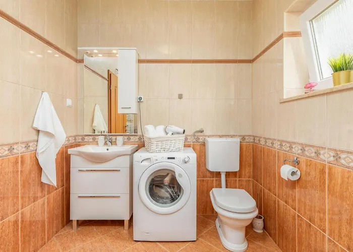 3 Bedroom Gorgeous In *